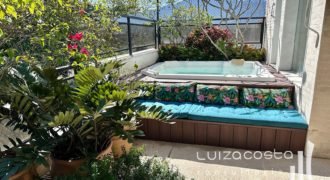 JO1787 – Charmosa e espaçosa cobertura no Jardim Oceânico